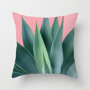 🌸BUNDLE ME🌸 Green Plant Print Cushion Cover